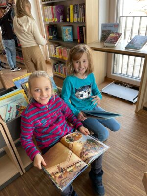 Foto des Albums: Vorlesetag im Schulhaus Wollbach