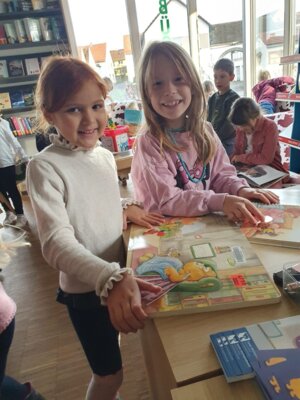 Foto des Albums: Vorlesetag im Schulhaus Wollbach