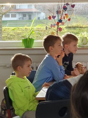 Foto des Albums: Vorlesetag im Schulhaus Wollbach