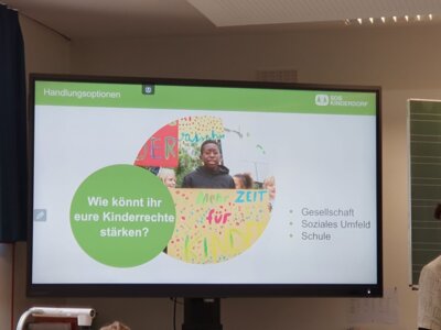 Foto des Albums: SOS - Kinderdorf Campus zu Besuch im Schulhaus Hollstadt