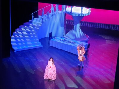 Foto des Albums: Theaterfahrt der Hollstädter Schulkinder in das Staatstheater Meiningen