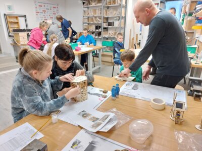 Foto des Albums: Weinachtsbasteln mit Eltern