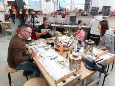 Foto des Albums: Weinachtsbasteln mit Eltern