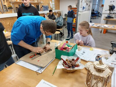 Foto des Albums: Weinachtsbasteln mit Eltern