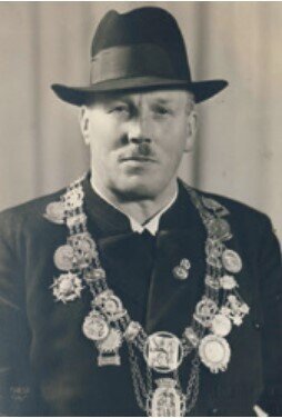 Vorschaubild: König 1939 Georg Kießling Feuerschießen