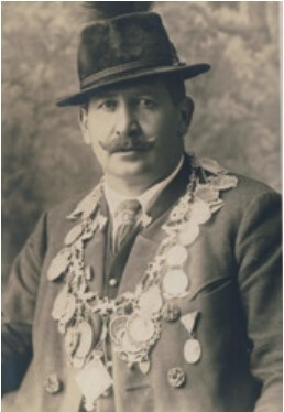 Bild: König 1938 Michael Herb Feuerschießen