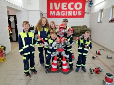 Foto des Albums: Kinderfeuerwehrtreffen - Armaturen