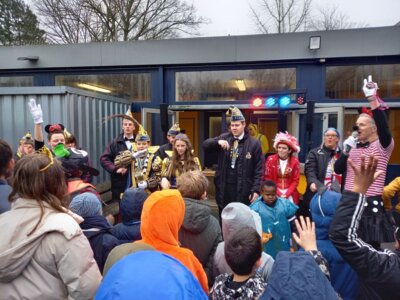 Foto des Albums: Karnevalsfeier und -umzug