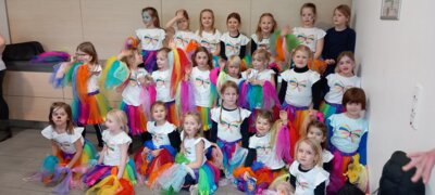 Minis 2024 Regenbogen  (Bild vergr&ouml;&szlig;ern)
