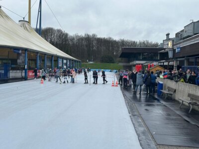 Foto des Albums: Schul-Eislaufmeisterschaften in Grefrath (01.03.2024)