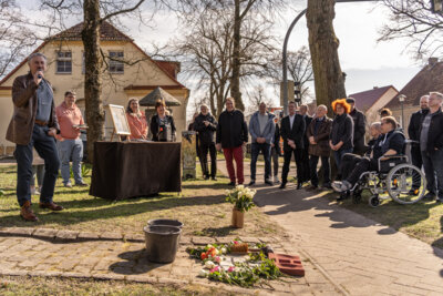 Foto des Albums: Stolpersteinverlegung für Pfarrer Friedrich Rumpf in Schwante (15. 03. 2024)