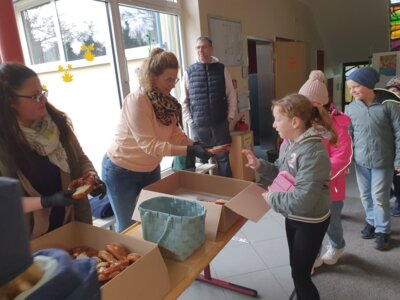 Foto des Albums: Osterüberraschung für die Kinder der Grundschule Hollstadt-Wollbach