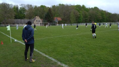 Fotoalbum Fußball_Männer-Team: FSV Eintracht Eisenach - FSV 1968 Behringen