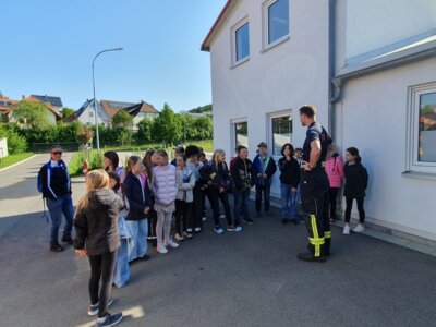 Foto des Albums: Zu Besuch bei der Freiwilligen Feuerwehr in Hollstadt