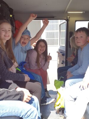 Foto des Albums: Zu Besuch bei der Freiwilligen Feuerwehr in Hollstadt