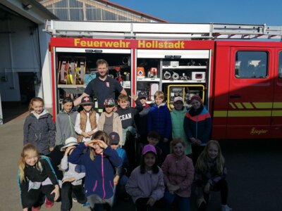 Foto des Albums: Zu Besuch bei der Freiwilligen Feuerwehr in Hollstadt
