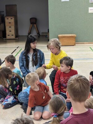Foto des Albums: Vorschulkinder besuchen Grundschule Holte