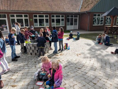 Foto des Albums: Vorschulkinder besuchen Grundschule Holte