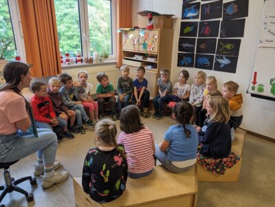 Foto des Albums: Vorschulkinder besuchen Grundschule Holte