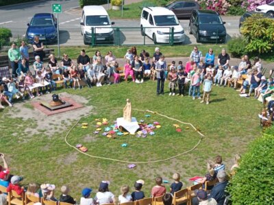 Foto des Albums: Maiandacht