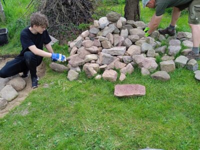 Foto des Albums: Backofenbau im Kinder- & Jugendgarten Goldberg (27. 05. 2024)