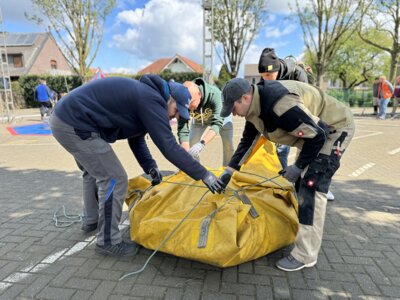 Foto des Albums: Aufbau der Zirkuszeltes am Standort Straelen (21.04.2024)