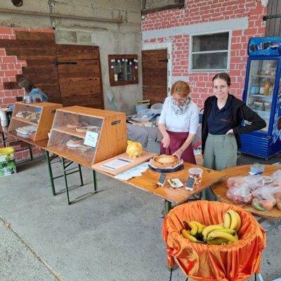 Foto des Albums: Sommerflohmarkt 24 - viele Gäste in den Bettendorfer Höfen