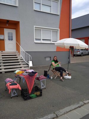 Foto des Albums: Sommerflohmarkt 24 - viele Gäste in den Bettendorfer Höfen