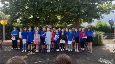 Foto des Albums: Abschlussfeier 4a und 4b