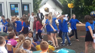 Foto des Albums: Abschlussfeier 4a und 4b