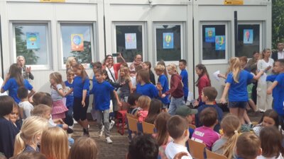 Foto des Albums: Abschlussfeier 4a und 4b