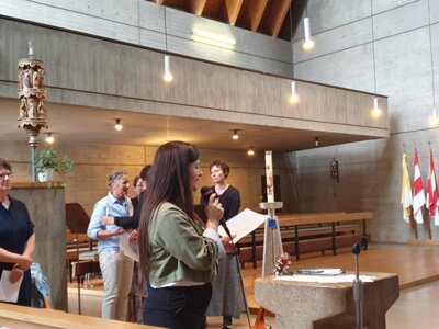 Foto des Albums: Abschiedsfeier in der Kirche in Hollstadt