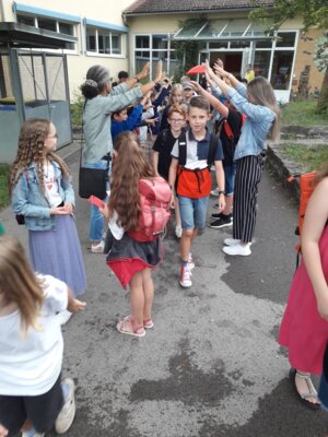 Foto des Albums: Abschiedsfeier in der Kirche in Hollstadt
