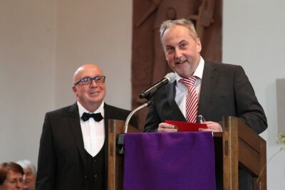 GratulatioGratulation des B&uuml;rgermeisters Joachim Ruppertn des B&uuml;rgermeisters Joachim Ruppert  (Bild vergr&ouml;&szlig;ern)