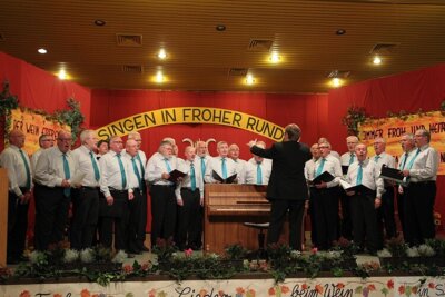 Unser M&auml;nnerchor  (Bild vergr&ouml;&szlig;ern)