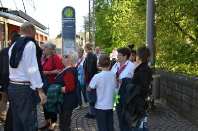 Andrang ...  (Bild vergr&ouml;&szlig;ern)