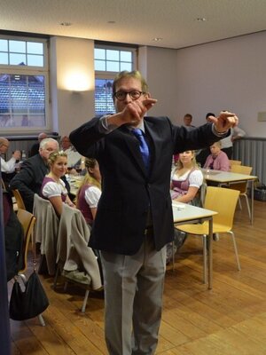 Unser Maestro  (Bild vergr&ouml;&szlig;ern)