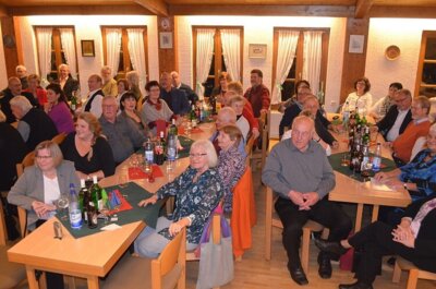 Fangemeinde  (Bild vergr&ouml;&szlig;ern)