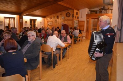 ein gern gesehener Gast: Walter Fischer  (Bild vergr&ouml;&szlig;ern)