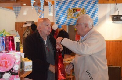 ... und ...  (Bild vergr&ouml;&szlig;ern)