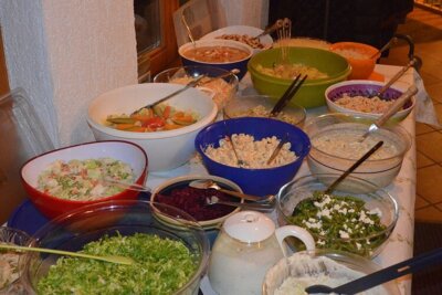 Delikate Salate  (Bild vergr&ouml;&szlig;ern)