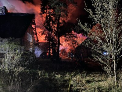Wohnhausbrand in Wirl/Prezelle  (Bild vergr&ouml;&szlig;ern)