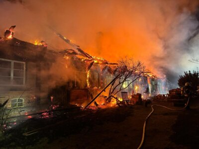 Wohnhausbrand in Wirl/Prezelle  (Bild vergr&ouml;&szlig;ern)