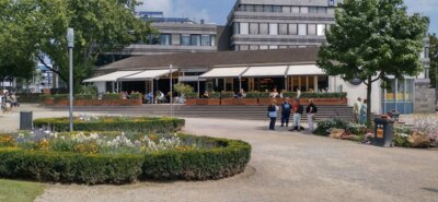 Am Elisenbrunnen 