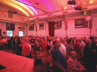 Foto des Albums: 1. Rudelsingen in Nieukerk