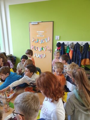 Foto des Albums: Aktion Bio-Brot-Box in den Klassen 1a und 1b