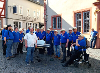 Auftritt "Trink doch aaner mit"  (Bild vergr&ouml;&szlig;ern)