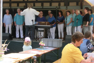 FC beim Chorfestival des GSL-Chores im Gruberhof  (Bild vergr&ouml;&szlig;ern)