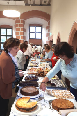 MGV-Caf&eacute; im Rittersaal  (Bild vergr&ouml;&szlig;ern)
