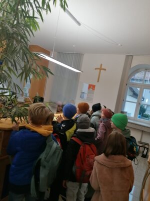 Foto des Albums: Die vierten Klassen besuchen die VG in Heustreu und begrüßen Herrn Bürgermeister Bruckmüller im Schulhaus in Hollstadt